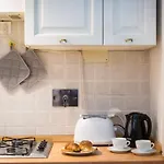 Apartment Atheneum By Rental In Rome