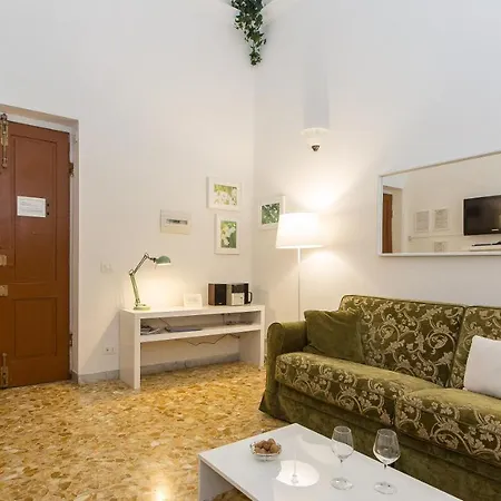 Daire Atheneum By In Roma