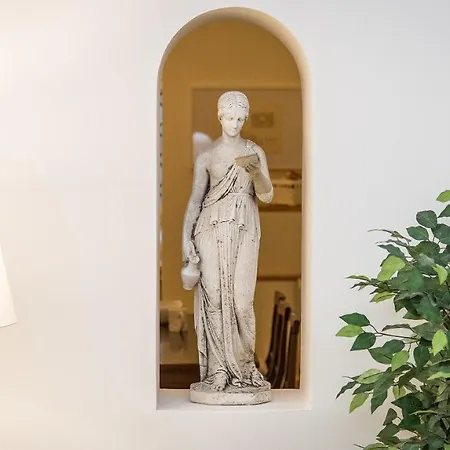 Atheneum By In Daire Roma