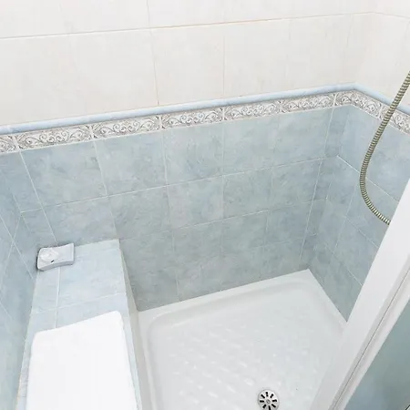 Daire Atheneum By In *