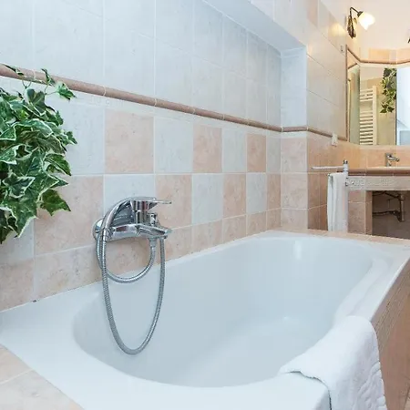 Atheneum By Rental In Rome Apartment